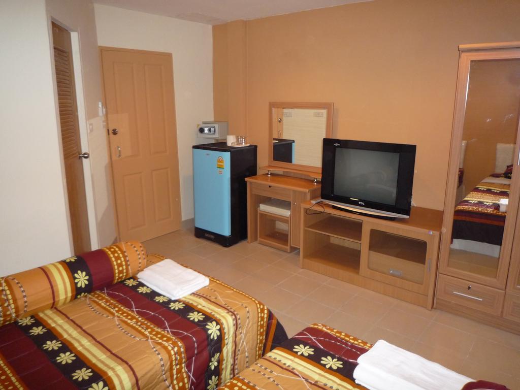 Marina Inn Pattaya Quarto foto